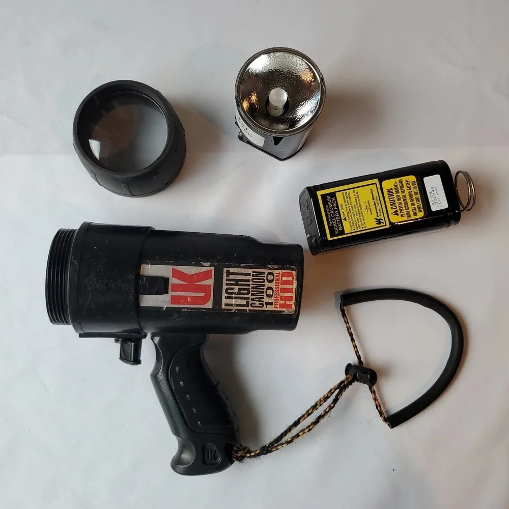 VTG Underwater Kinetics Light Cannon 100 HID Pro Dive Light W/ Battery